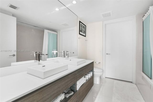 1100 S Miami Ave 1602, Miami, FL 33130