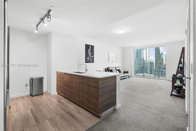 1100 S Miami Ave 1602, Miami, FL 33130