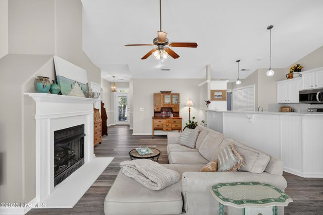 400 Azalea Drive, Hampstead, NC 28443