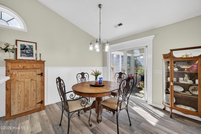 400 Azalea Drive, Hampstead, NC 28443