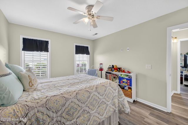 400 Azalea Drive, Hampstead, NC 28443