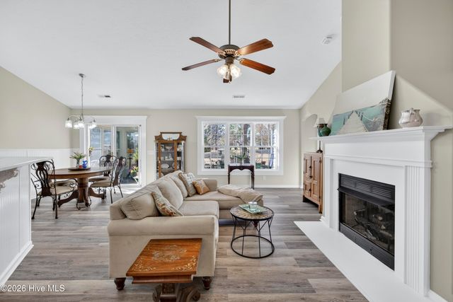 400 Azalea Drive, Hampstead, NC 28443