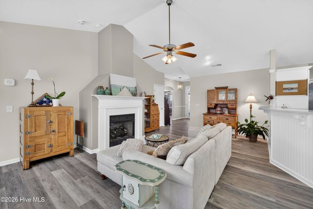 400 Azalea Drive, Hampstead, NC 28443