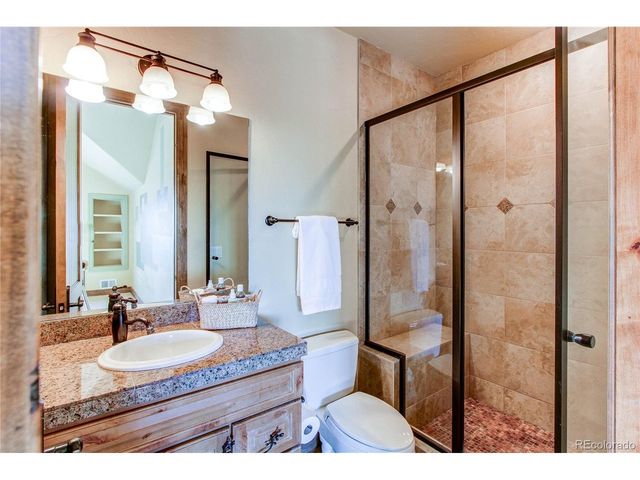 5764 Amber Ridge Dr, Castle Pines, CO 80108