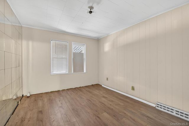 500 Pershing Boulevard, Rockville Centre, NY 11570