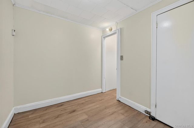 500 Pershing Boulevard, Rockville Centre, NY 11570