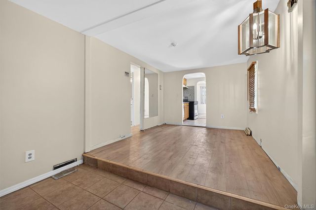 500 Pershing Boulevard, Rockville Centre, NY 11570