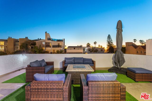 6669 Vista Del Mar, Playa Del Rey (los Angeles), CA 90293