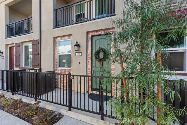 129 Dove Lndg, Covina, CA 91722