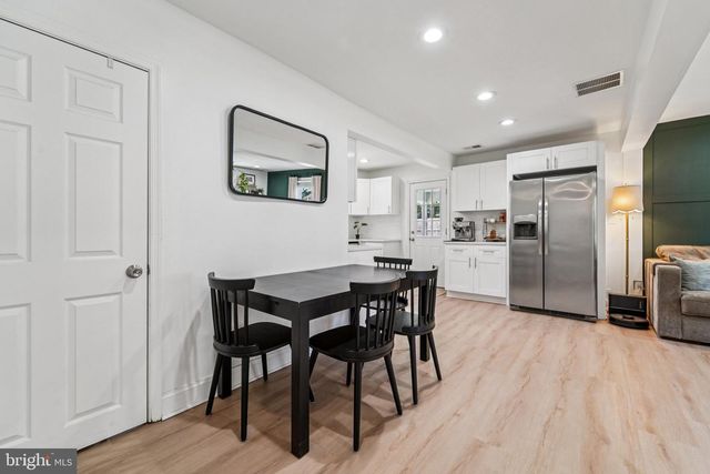 10 LUKE DR, Pasadena, MD 21122