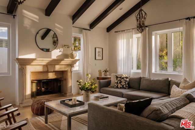 2341 32nd Street, Santa Monica, CA 90405