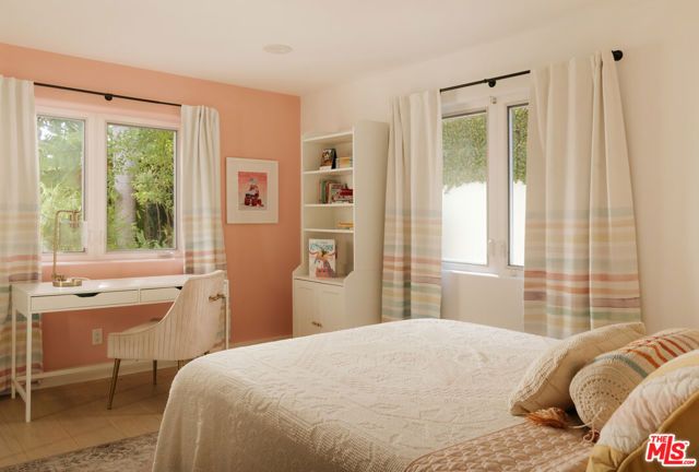 2341 32nd Street, Santa Monica, CA 90405