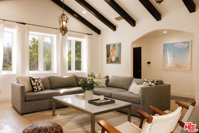 2341 32nd Street, Santa Monica, CA 90405