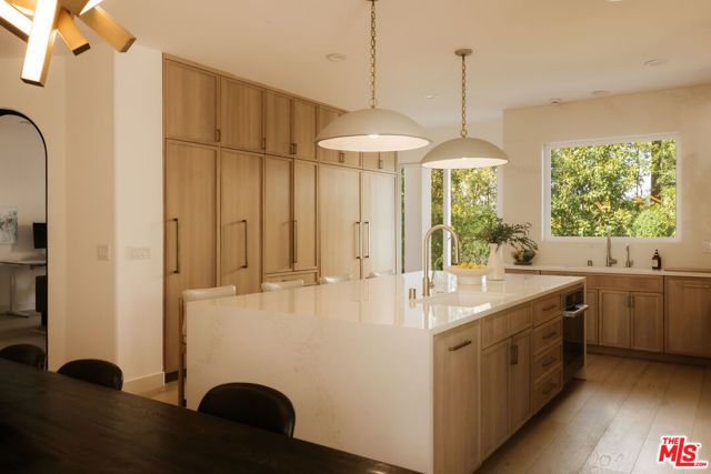 2341 32nd Street, Santa Monica, CA 90405