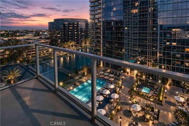 9 MacArthur Place 1404, Santa Ana, CA 92707