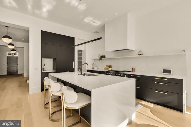 639 E ST SE, Washington, DC 20003