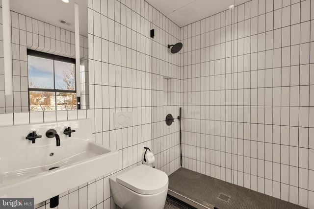 639 E ST SE, Washington, DC 20003