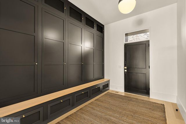 639 E ST SE, Washington, DC 20003