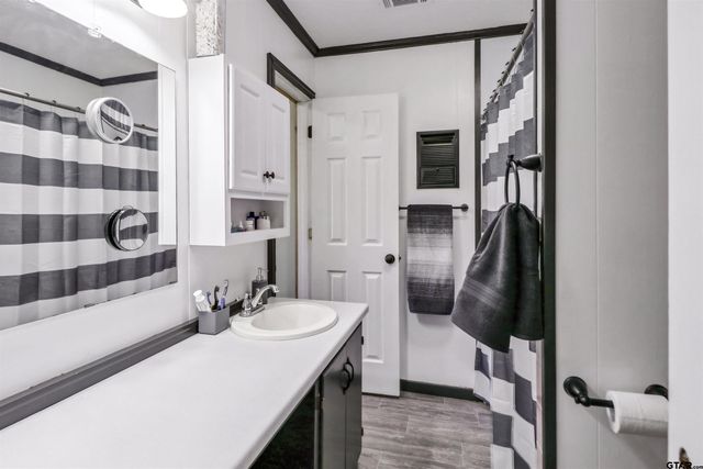 614 Maple, Cushing, TX 75760