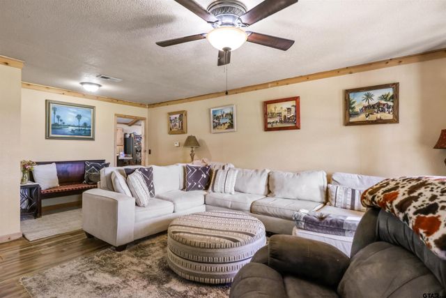 614 Maple, Cushing, TX 75760