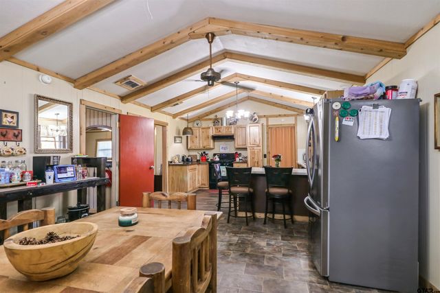 614 Maple, Cushing, TX 75760