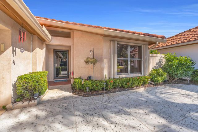 2735 SW Mariposa Circle, Palm City, FL 34990