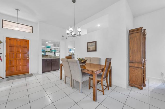 2735 SW Mariposa Circle, Palm City, FL 34990