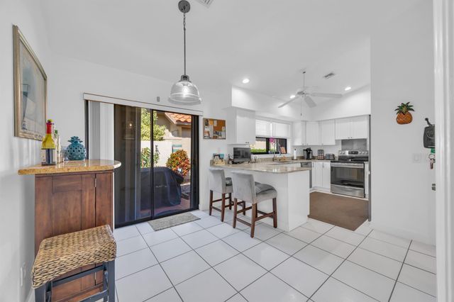 2735 SW Mariposa Circle, Palm City, FL 34990