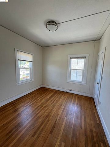 2249 SPAULDING AVE, Berkeley, CA 94703