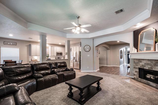 3748 Armand Drive, Dickinson, TX 77539