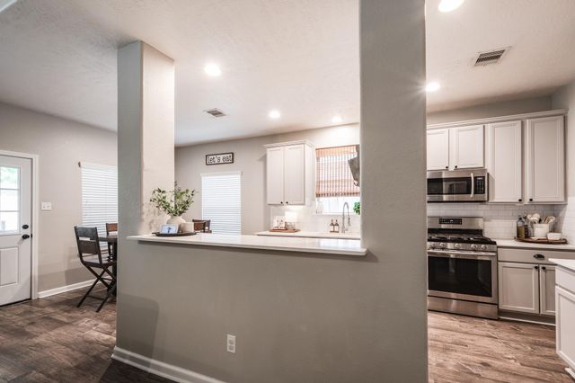 3748 Armand Drive, Dickinson, TX 77539