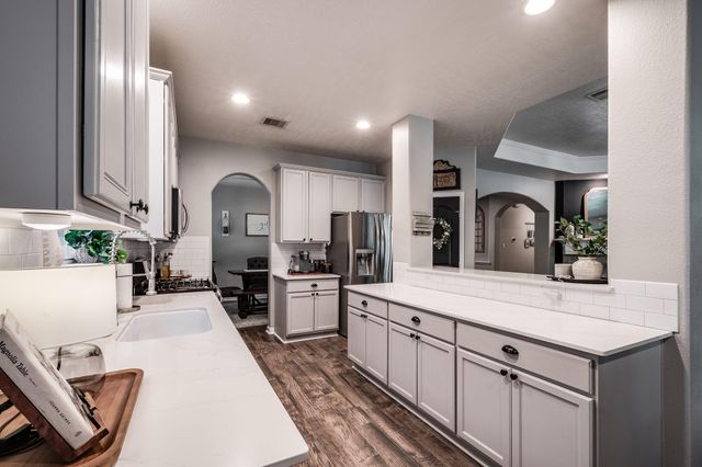 3748 Armand Drive, Dickinson, TX 77539