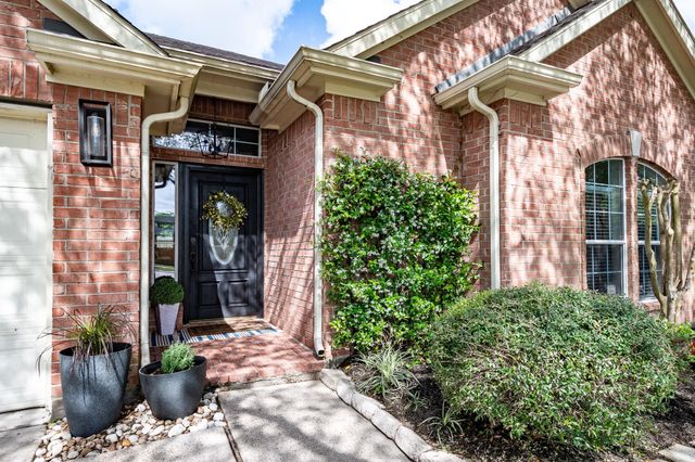 3748 Armand Drive, Dickinson, TX 77539