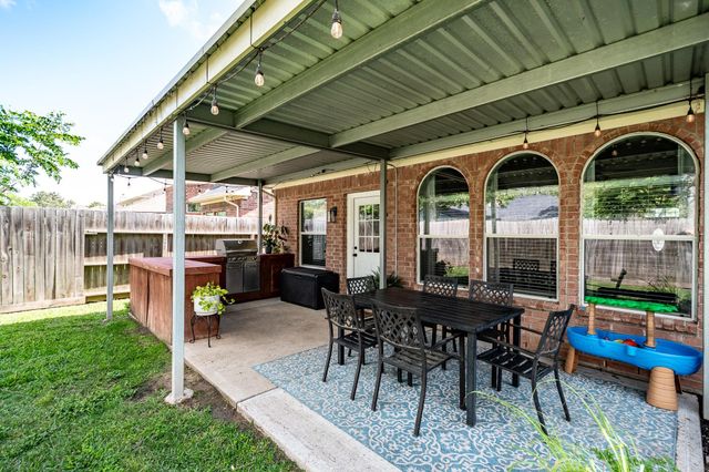 3748 Armand Drive, Dickinson, TX 77539