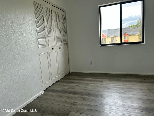 2130 Forest Knoll Drive NE 202, Palm Bay, FL 32905