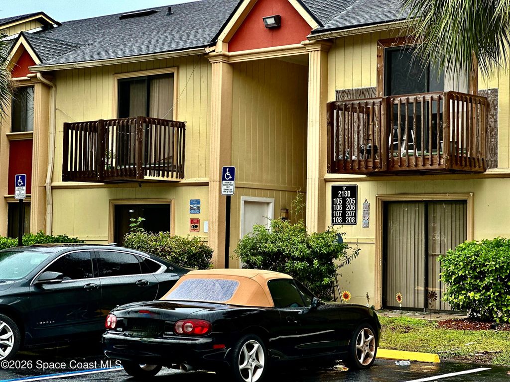 2130 Forest Knoll Drive NE 202, Palm Bay, FL 32905