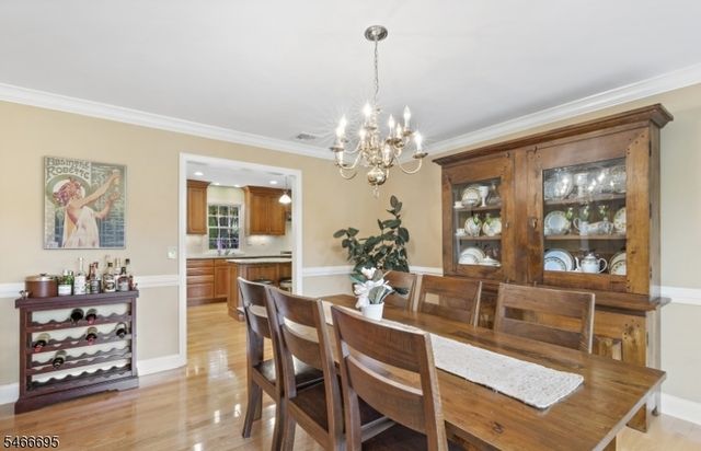 8 Stacy Ln, Bernards Twp., NJ 07920