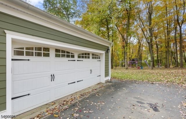 8 Stacy Ln, Bernards Twp., NJ 07920