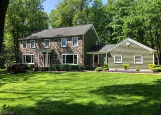 8 Stacy Ln, Bernards Twp., NJ 07920