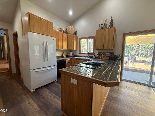 54474 Huntington Road, Bend, OR 97707