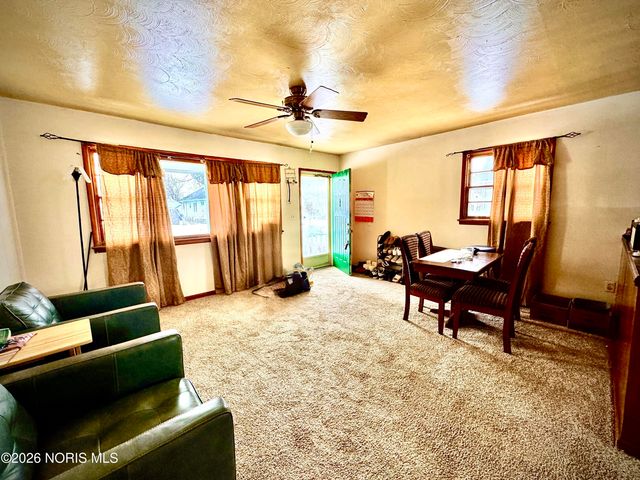 558 Thurston Street, Toledo, OH 43605