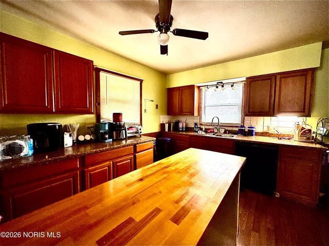 558 Thurston Street, Toledo, OH 43605