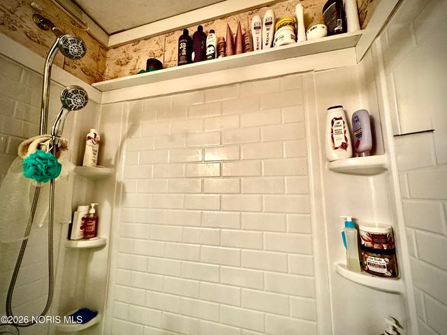 558 Thurston Street, Toledo, OH 43605