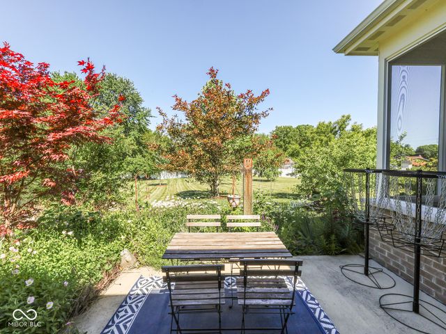 6552 Ventnor Lane, Indianapolis, IN 46217