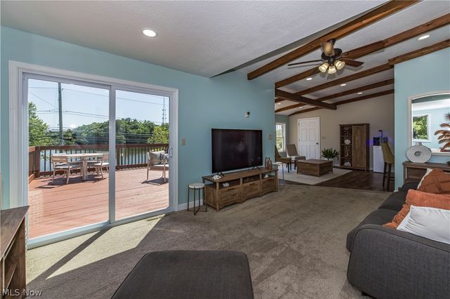 590 Pear Drive, Akron, OH 44319