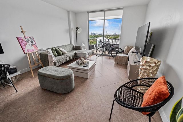140 S Dixie Highway 733, Hollywood, FL 33020