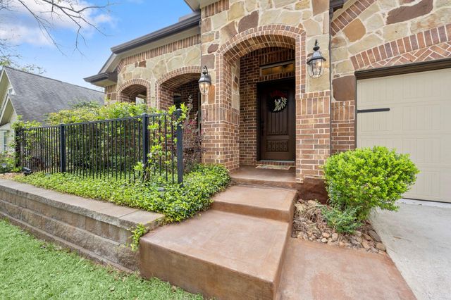 12098 Mustang Avenue, Willis, TX 77378