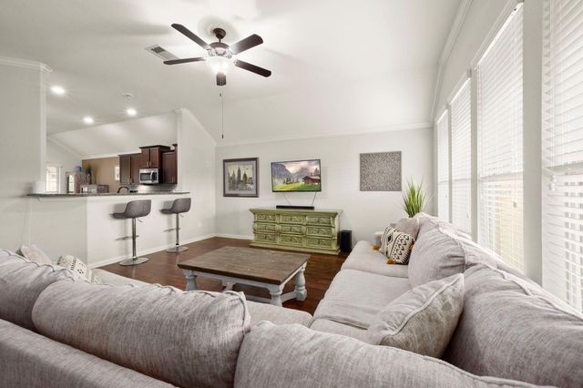 12098 Mustang Avenue, Willis, TX 77378