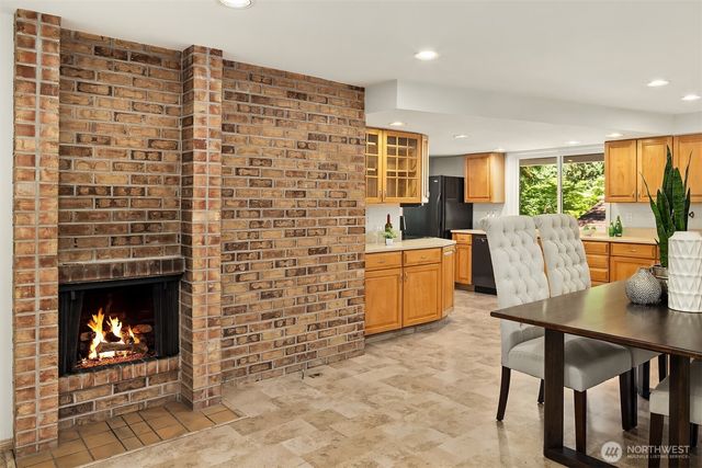 2119 Sahalee Drive W, Sammamish, WA 98074
