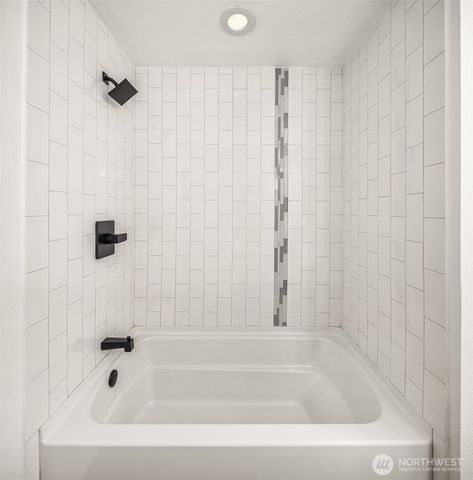 2119 Sahalee Drive W, Sammamish, WA 98074